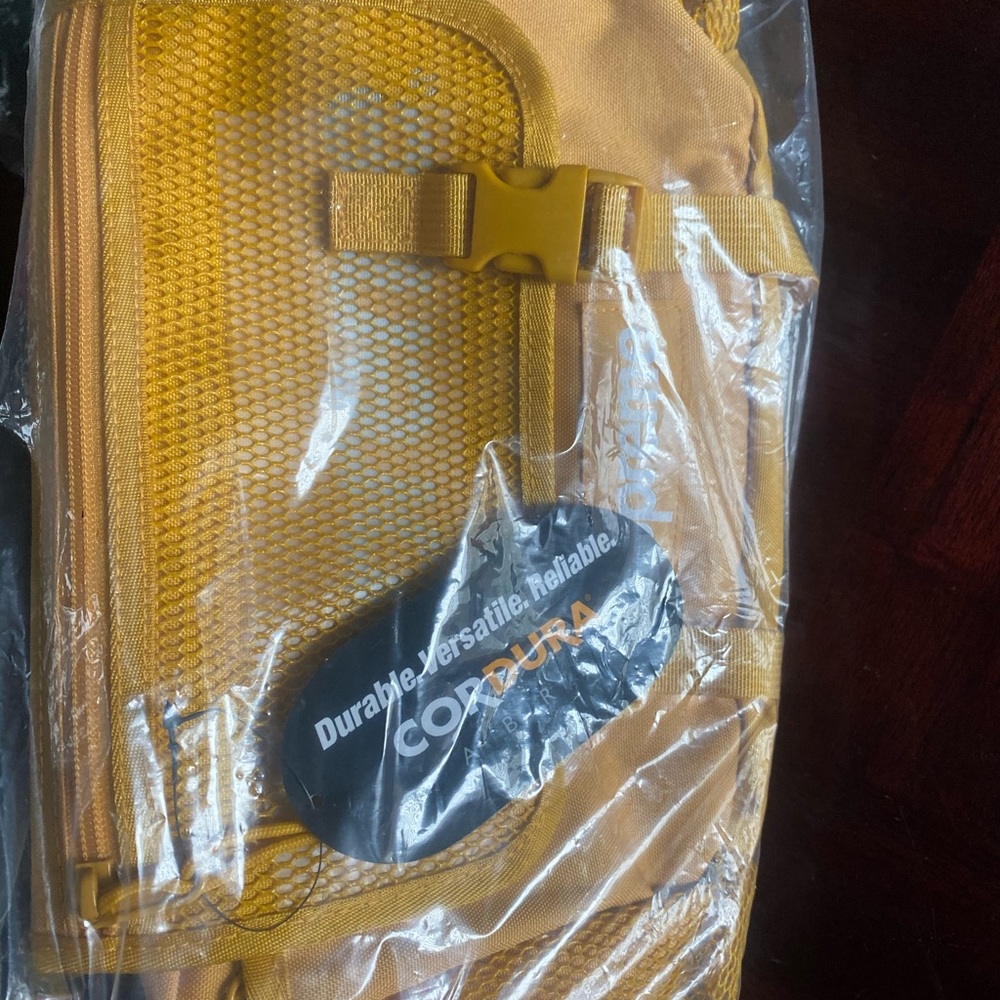 Supreme SS20 Waist Bag authentic New - Picture 5 of 5